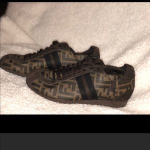 Fendi Tennis Shoes Unisex 7 Men’s/ 9 Women’s.